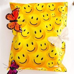 25 10x13 happy face designer poly mailer